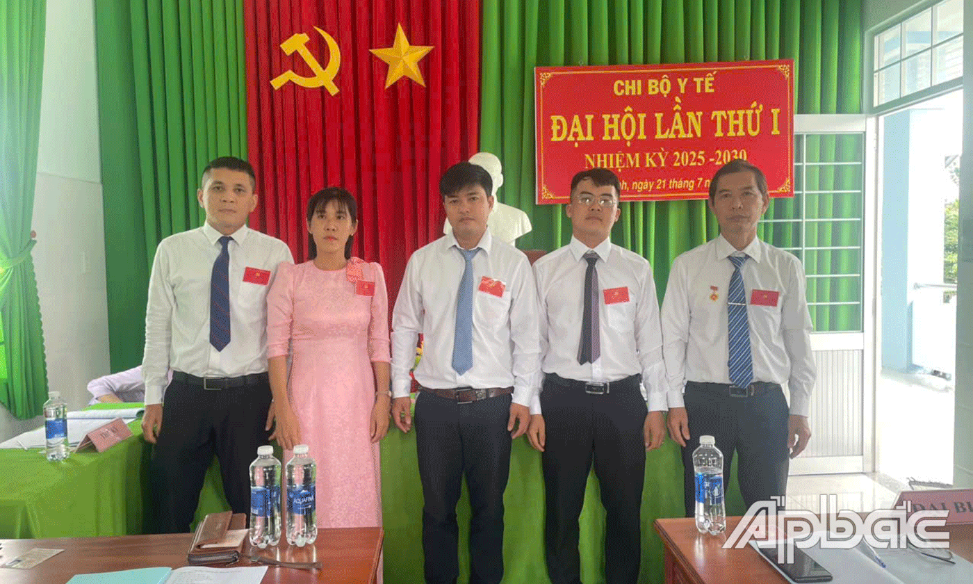 Đến chiều 21-7, 38 chi bộ trực thuộc Đảng bộ xã Bình Ninh đã tổ chức thành công Đại hội lần thứ I, nhiệm kỳ 2025-2030.