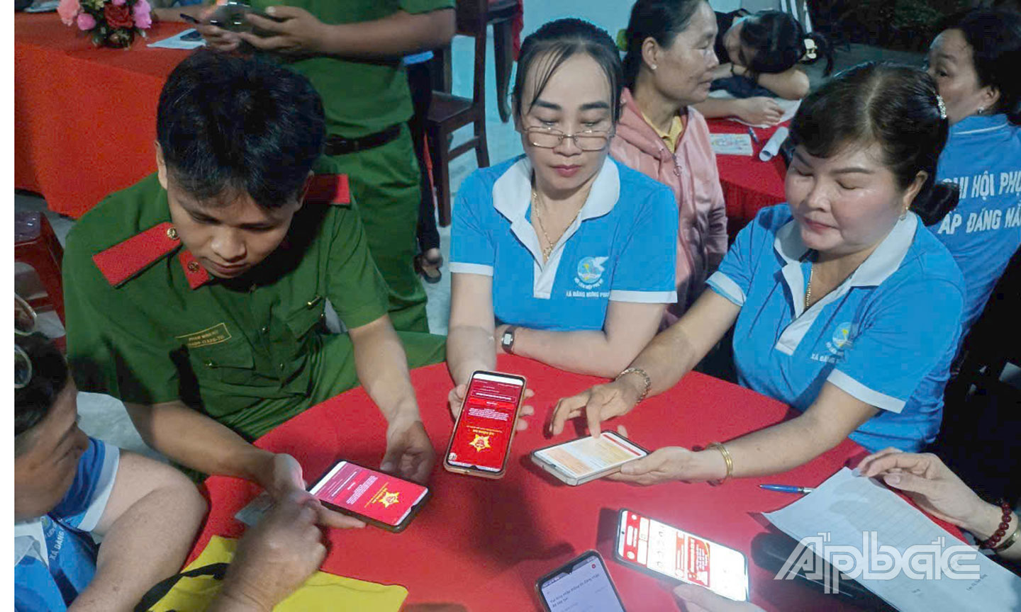 Các cấp, các ngành, đoàn thể tích cực tuyên truyền phong trào “BDHV số” đến toàn thể hội viên phụ nữ và người dân.