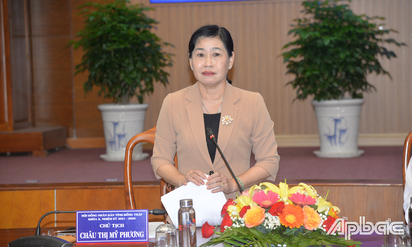 Đồng chí Châu Thị Mỹ Phương phát biểu tại hội nghị