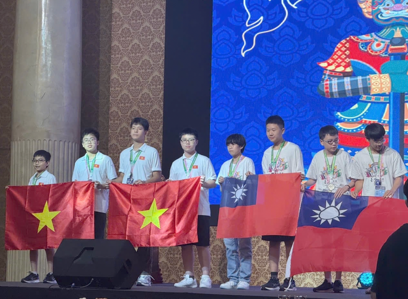 Học sinh Việt Nam đạt nhiều thành tích tại Kỳ thi Toán quốc tế WMI năm 2025.