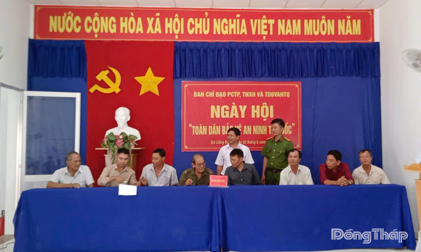 ký kết giao ước thi đua 