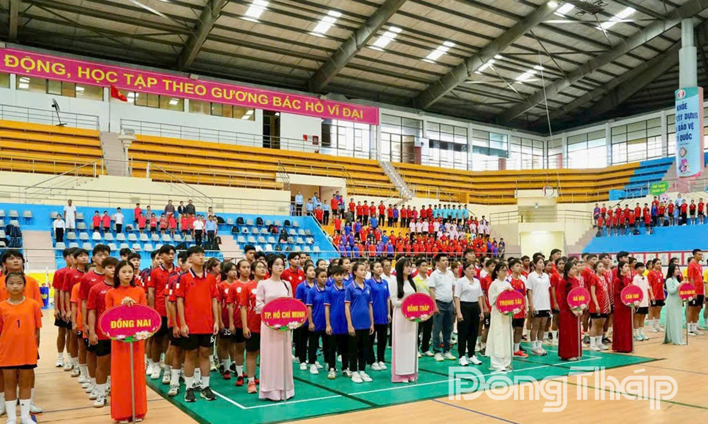 Giải Vô địch Cầu mây trẻ quốc gia năm 2025 vừa được tổ chức tại Nhà thi đấu đa năng tỉnh Đồng Tháp  vào giữa tháng 7-2025.