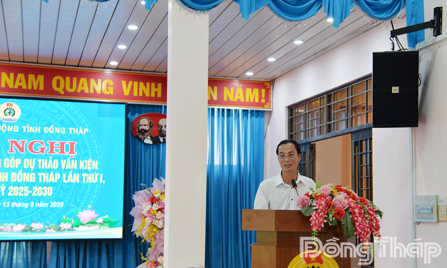 Đại biểu tham gia thảo luận, đóng góp ý kiến tại hội nghị.