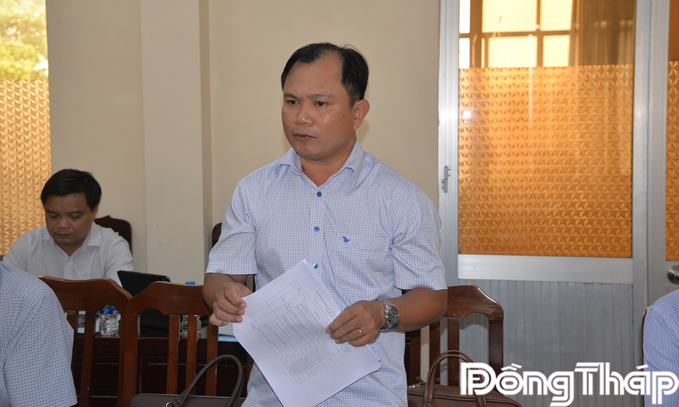 Lãnh đạo các sở, ngành tỉnh phát biểu tại buổi làm việc