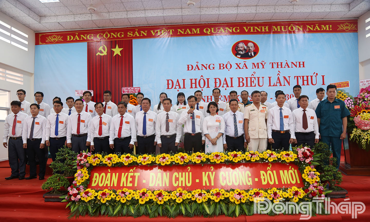 Ban chấp hành ra mắt, hứa hẹn tại Đại hội.