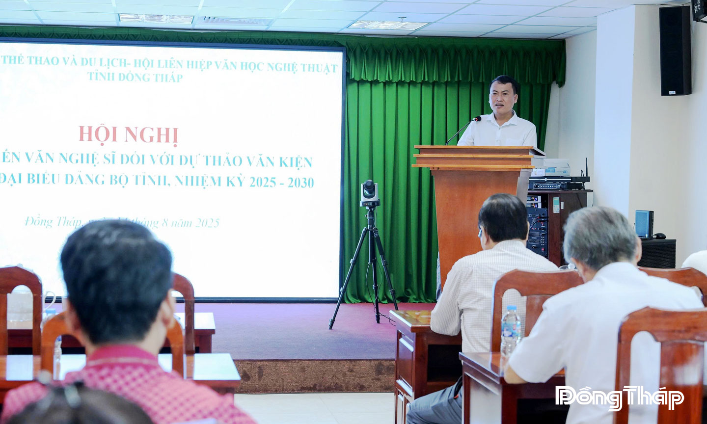 Quang cảnh hội nghị.