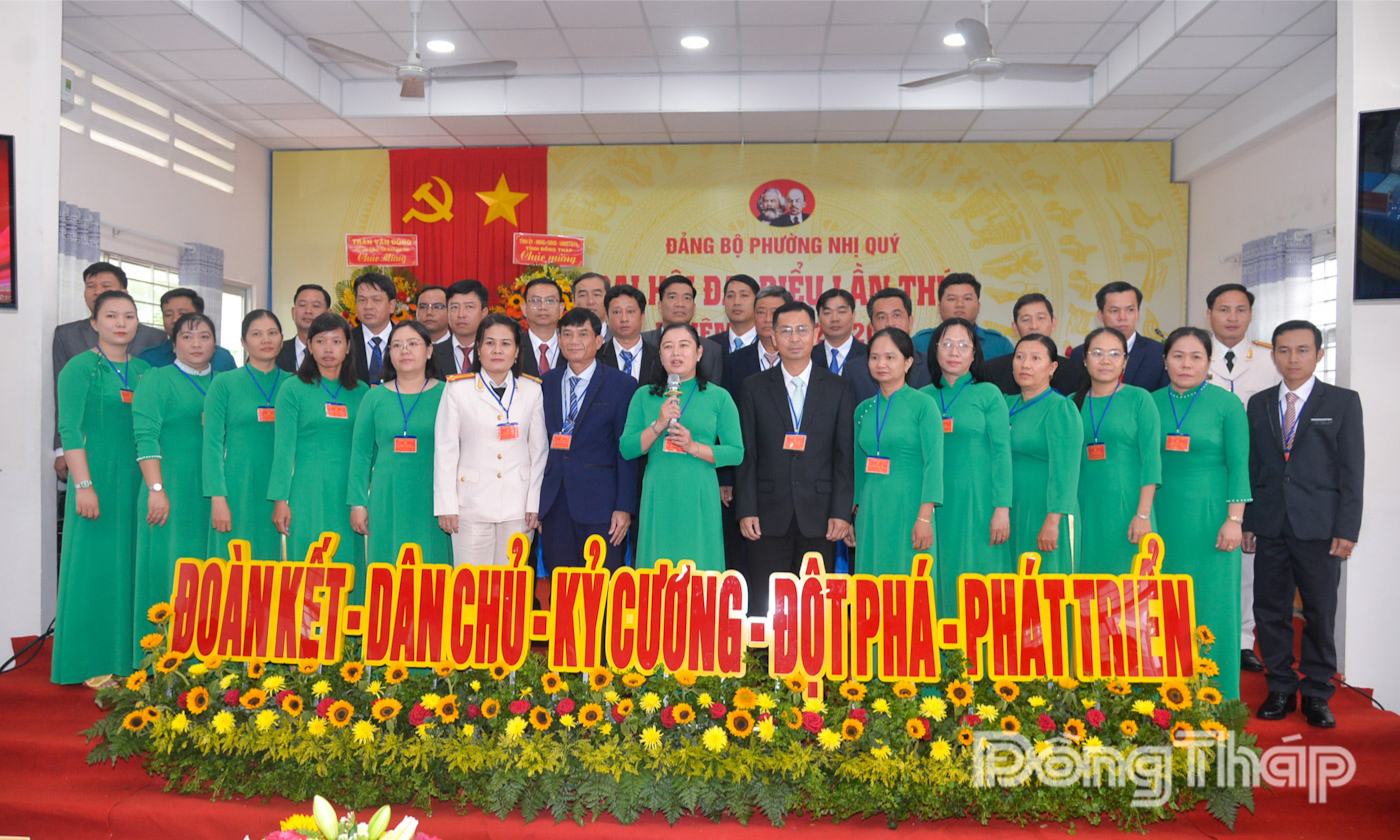 Ban Chấp hành Đảng bộ phường Nhị Quý ra mắt và hứa hẹn trước Đại hội.