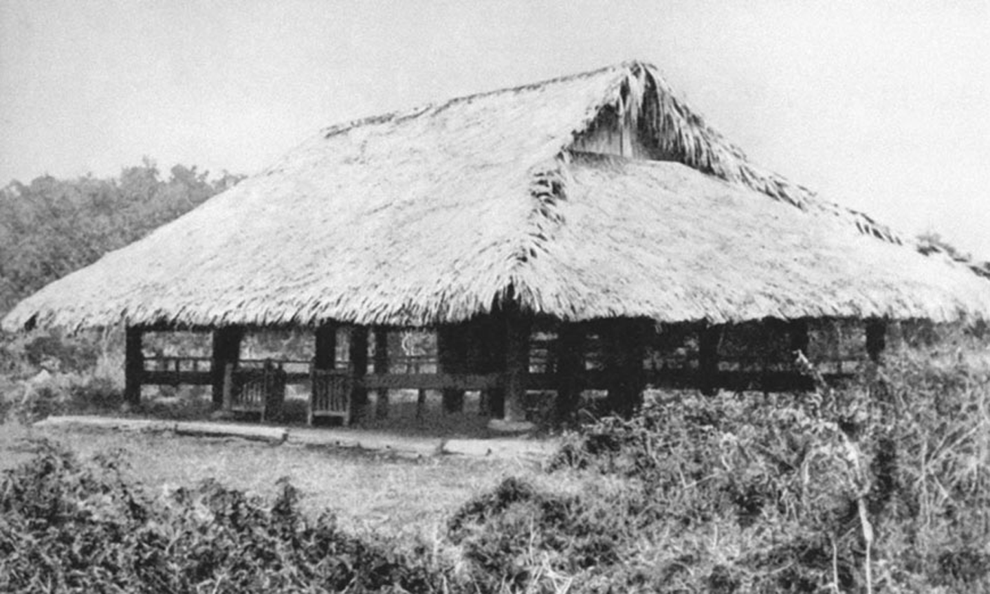  Đình Tân Trào (huyện Sơn Dương, tỉnh Tuyên Quang) nơi diễn ra Đại hội Quốc dân do Việt Minh triệu tập tháng 8-1945, quyết định Tổng khởi nghĩa, bầu ra Ủy ban Dân tộc giải phóng do Hồ Chí Minh làm Chủ tịch. Ảnh tư liệu