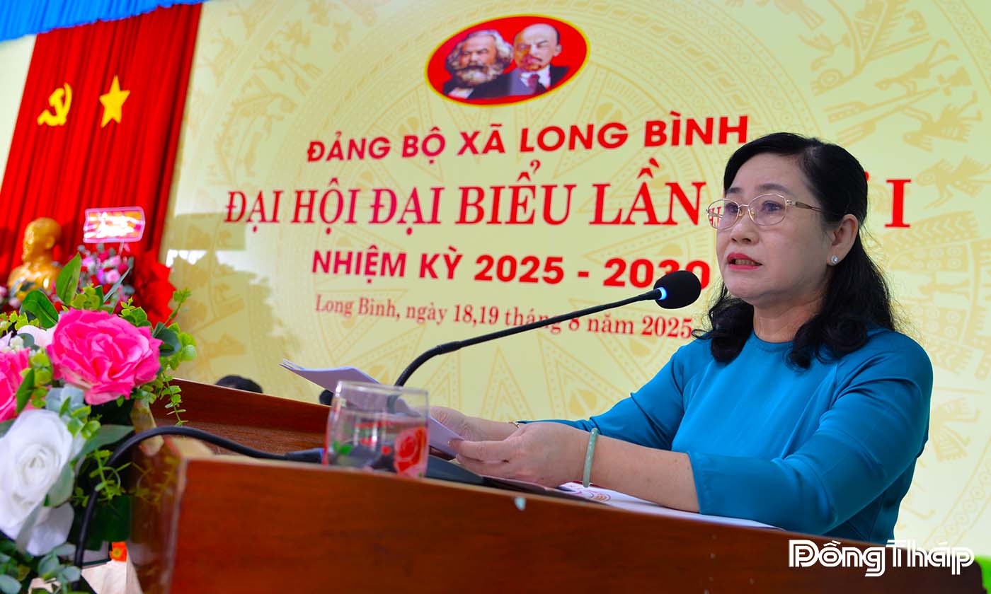 Đồng chí Châu Thị Mỹ Phương phát biểu chỉ đạo tại Đại hội.