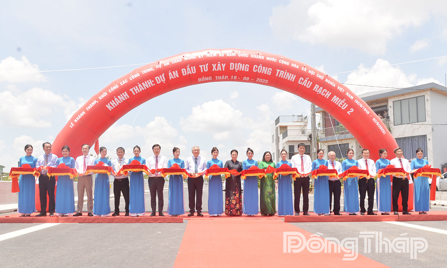 Nghi thức khánh thành Dự án cầu Rạch Miễu 2.    
