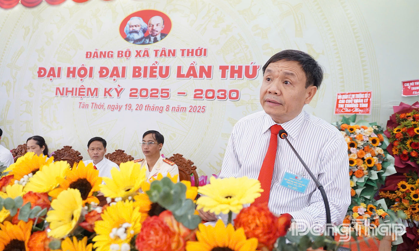 Đồng chí Phan Văn Thắng phát biểu chỉ đạo Đại hội.
