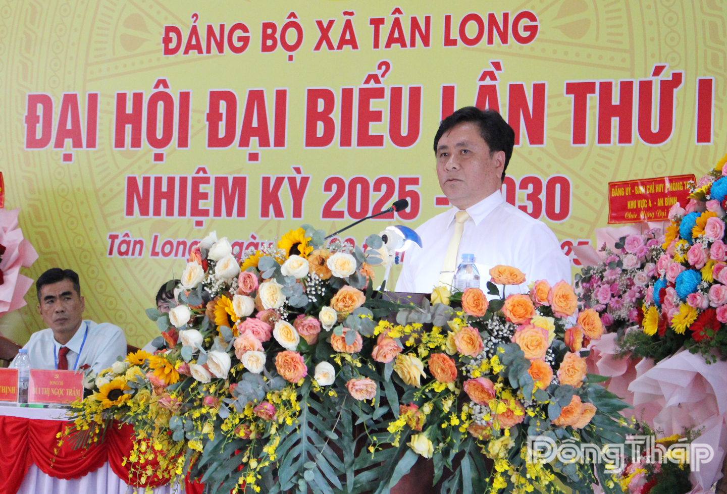 Đồng chí Trần Văn Dũng, Ủy viên Ban Thường vụ Tỉnh ủy, Phó Chủ tịch Thường trực UBND tỉnh phát biểu chỉ đạo Đại hội.